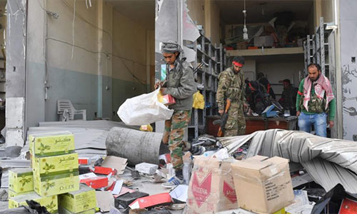 Soldados turcos y terroristas saquean la ciudad de Afrin